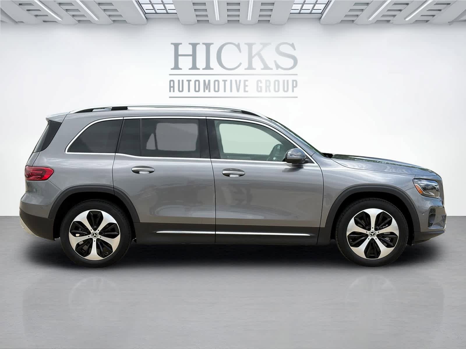 Used 2026 Mercedes-Benz GLB 250 image 4