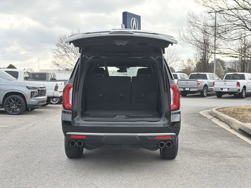 Used 2023 GMC Yukon Denali w/ Max Trailering Package image 16