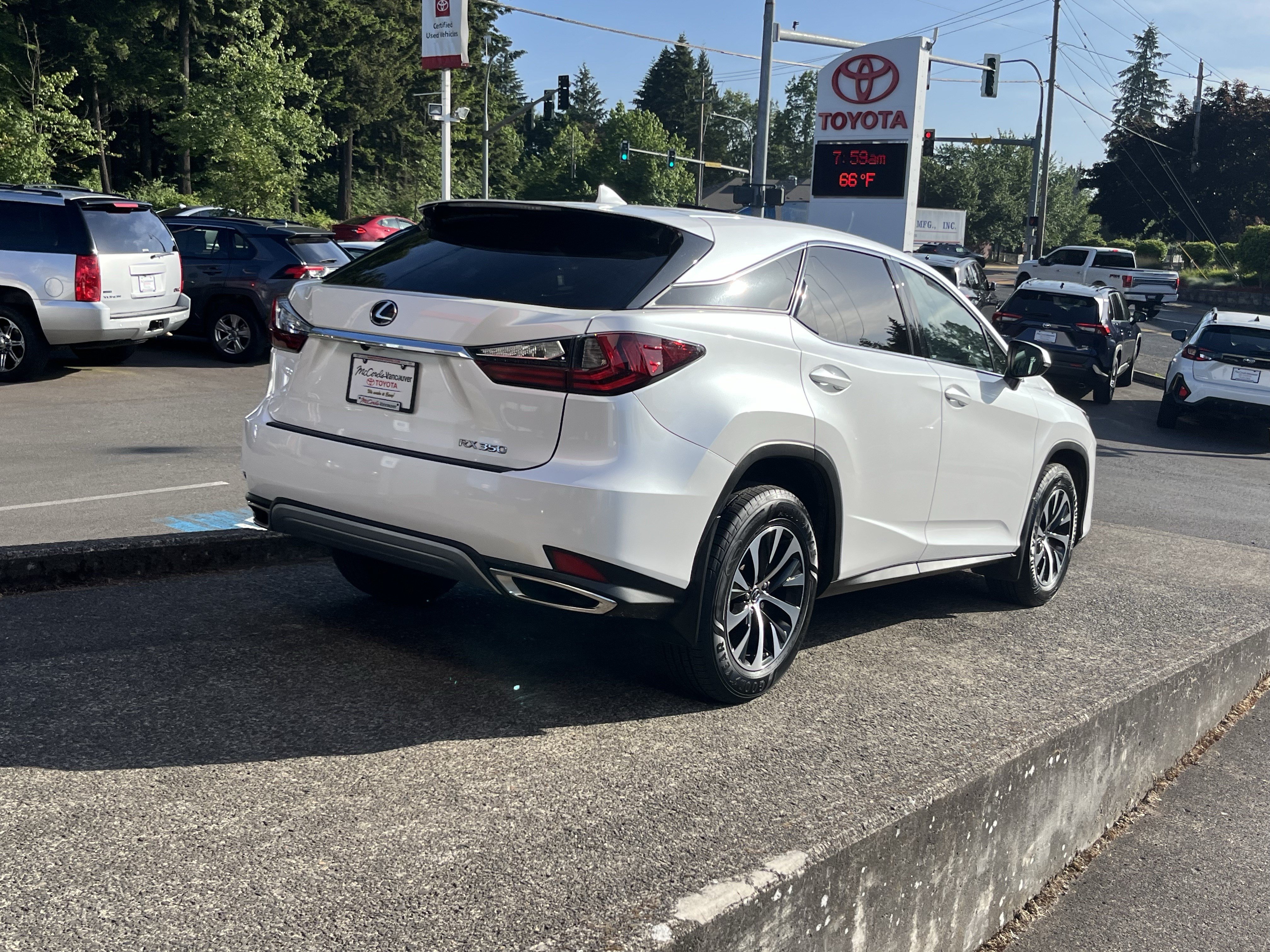 Used 2021 Lexus RX 350 AWD w/ Accessory Package image 7