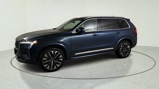 New 2026 Volvo XC90 T8 Ultra w/ Lounge Package AWD/4WD image 3