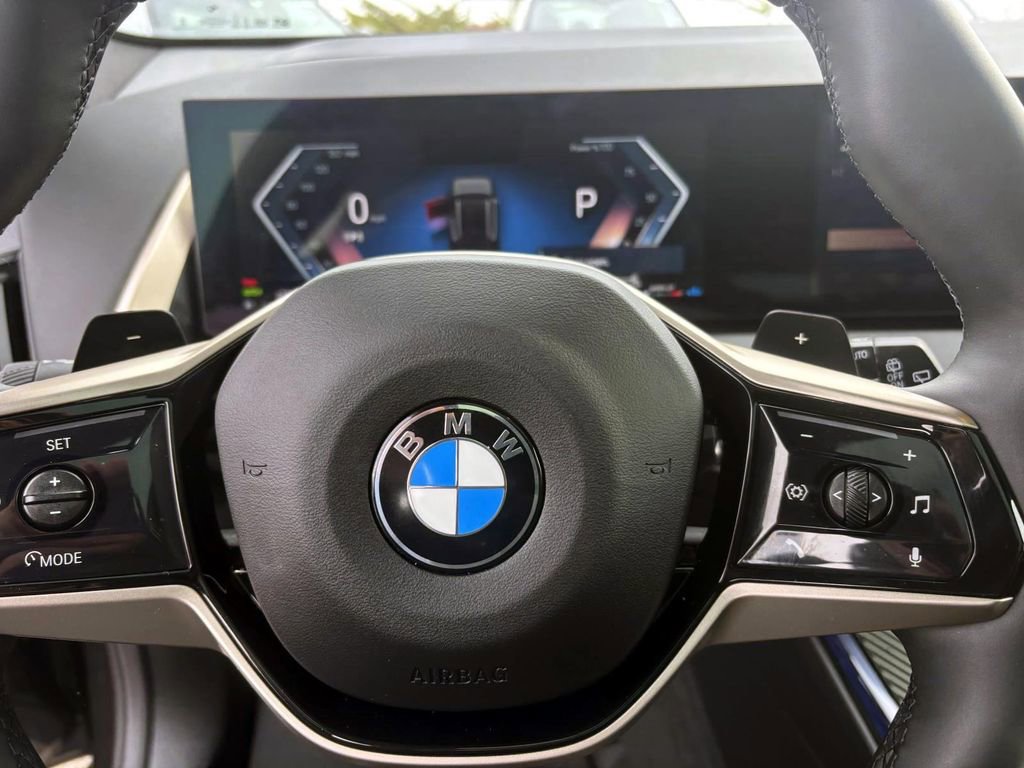 Used 2025 BMW X3 xDrive30i w/ Premium Package image 15