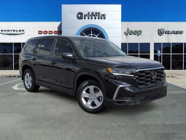 Used 2023 Honda Pilot LX