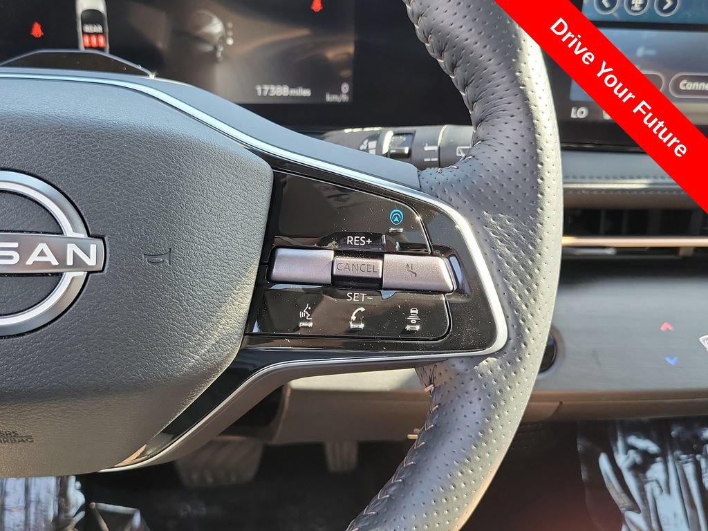 Used 2023 Nissan Ariya FWD image 8