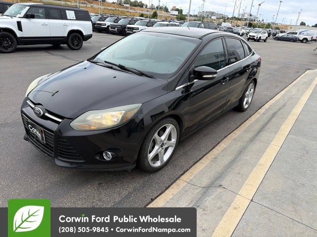 Used 2014 Ford Focus Titanium FWD image 3