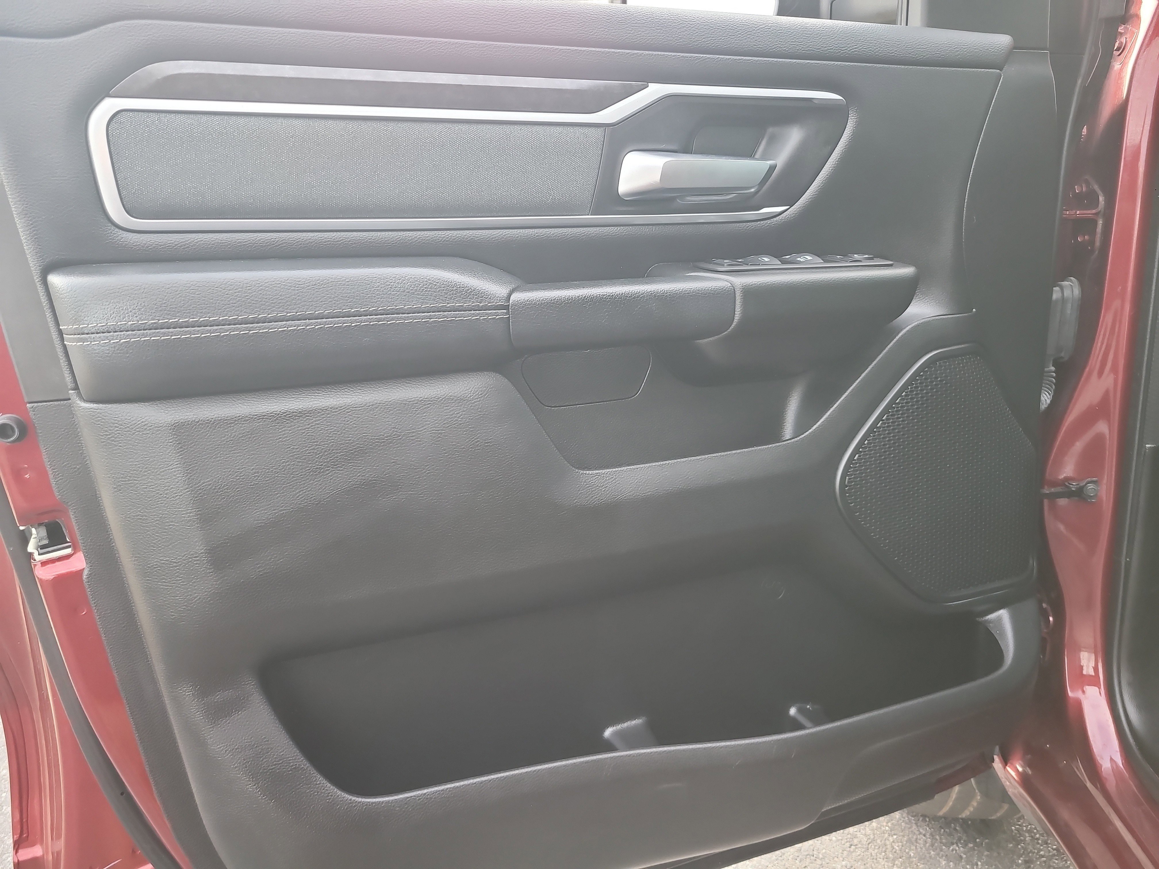 Used 2022 RAM 1500 Big Horn AWD/4WD image 16