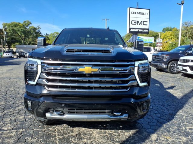 Used 2026 Chevrolet Silverado 2500 High Country w/ High Country Premium Package AWD/4WD image 13