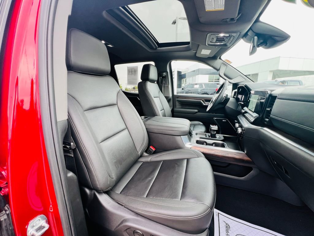 Used 2025 GMC Sierra 1500 SLT w/ SLT Premium Package AWD/4WD image 38