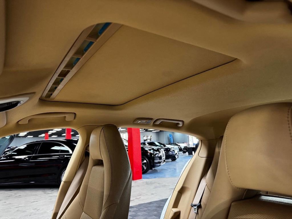 Used 2015 Porsche Panamera 4 AWD/4WD image 37