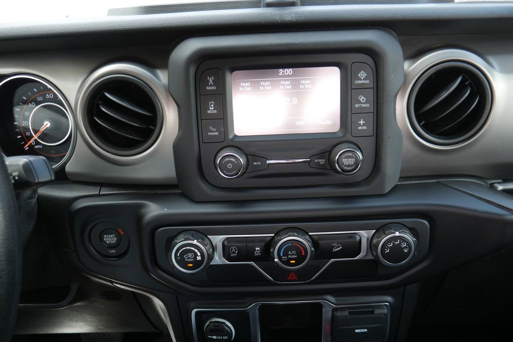 Used 2020 Jeep Wrangler Sport image 16