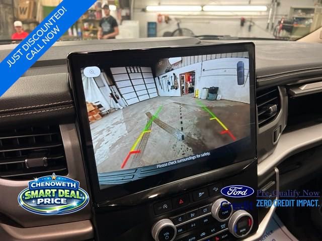 New 2024 Ford Expedition XLT image 19