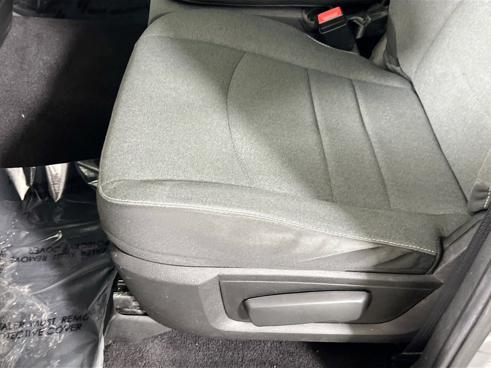Used 2022 RAM 1500 Warlock AWD/4WD image 17