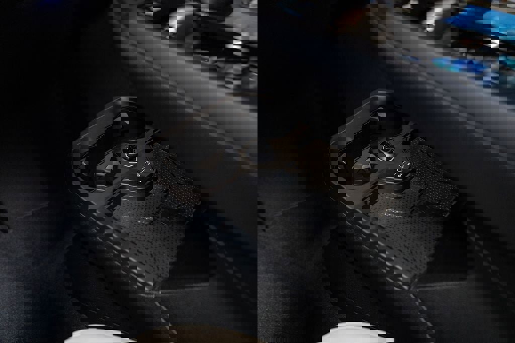 Used 2026 BMW iX xDrive45 w/ Premium Package image 25