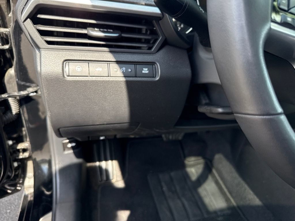 Certified 2025 Nissan Altima 2.5 SL image 35