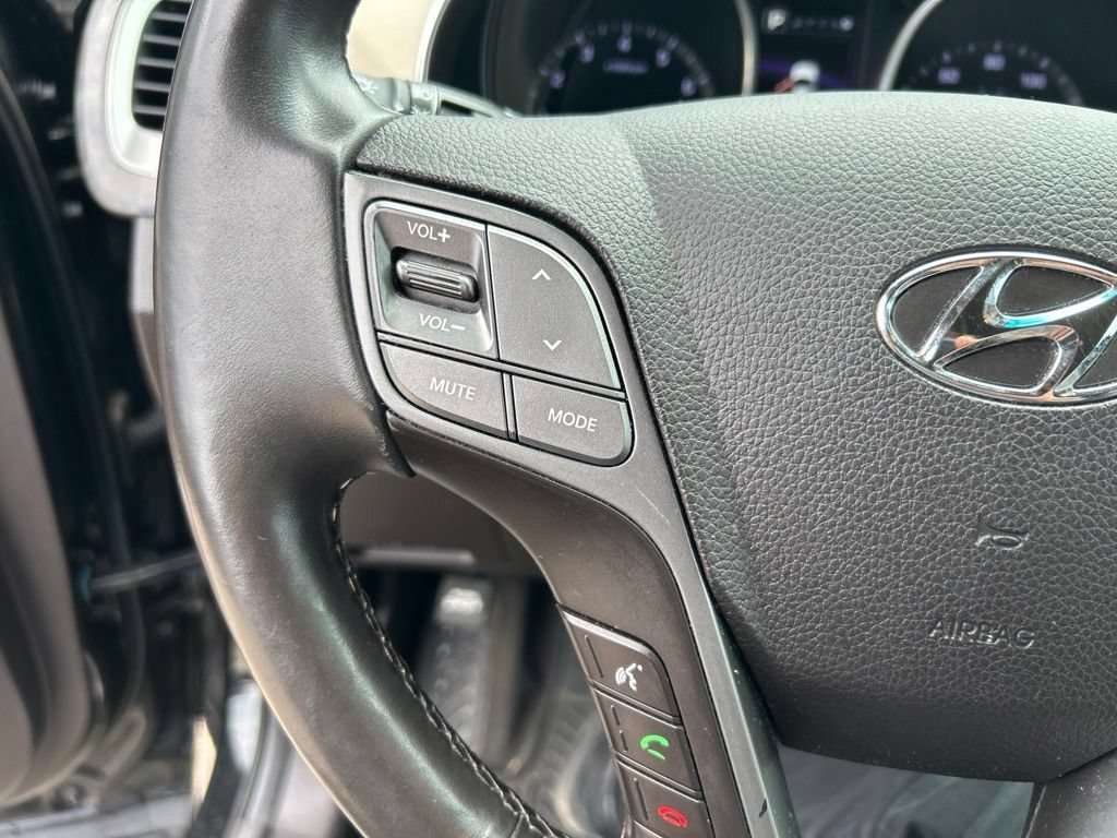 Used 2017 Hyundai Santa Fe Sport w/ 2.4L Tech Package 04 AWD/4WD image 8