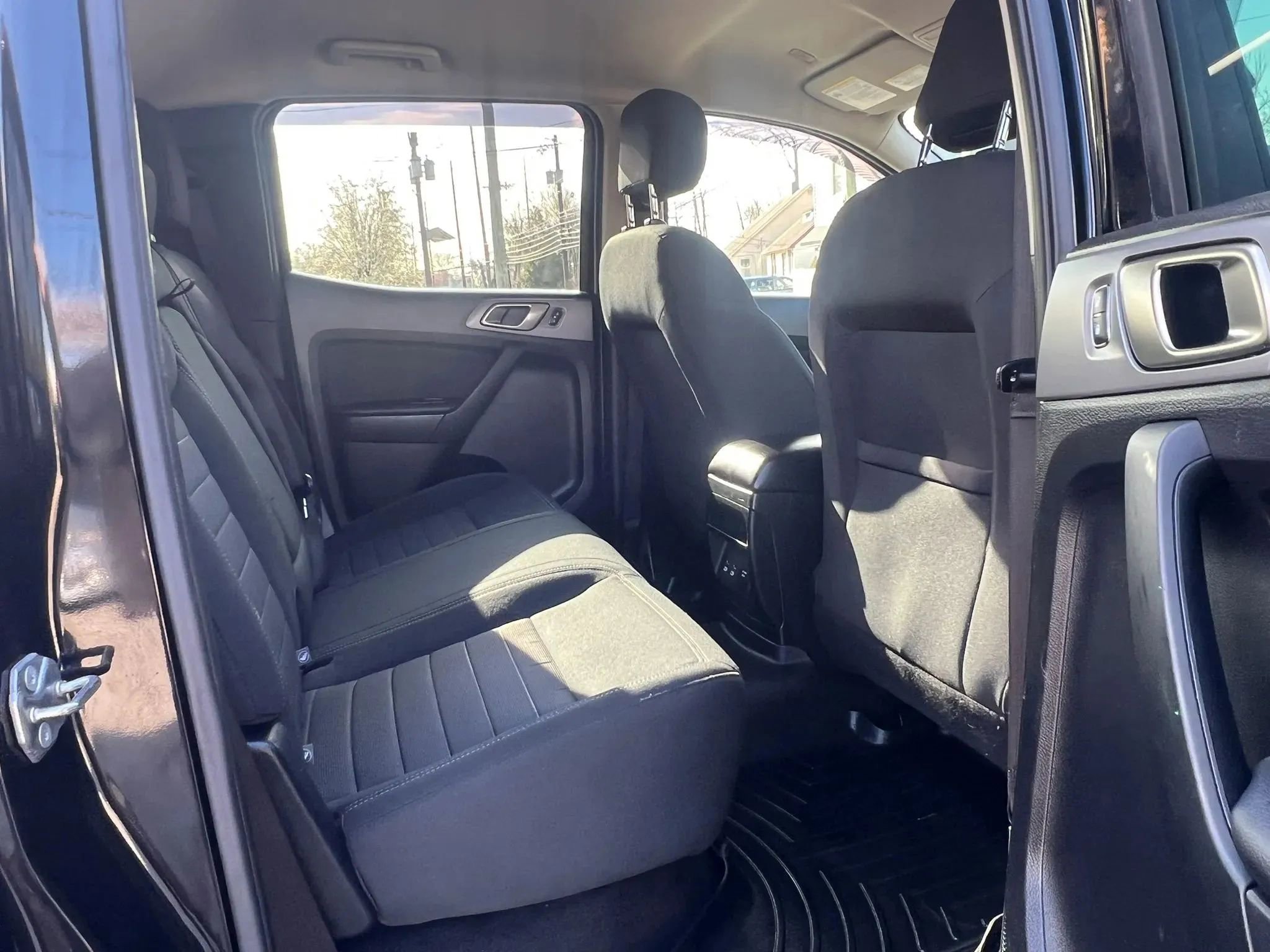 Used 2019 Ford Ranger XLT w/ Equipment Group 302A Luxury AWD/4WD image 28