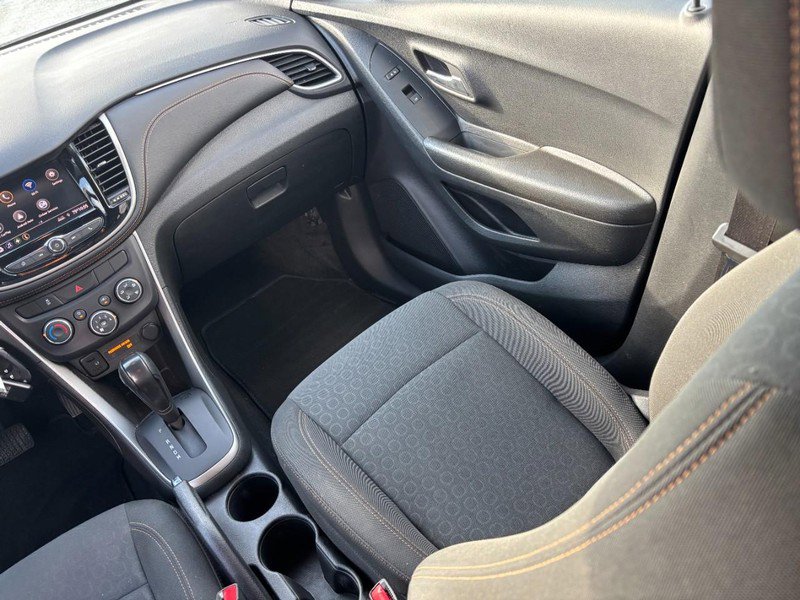 Used 2021 Chevrolet Trax LS w/ Tint and Cruise Package image 12
