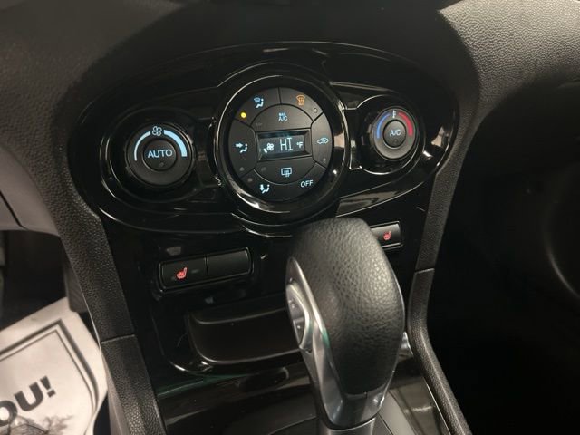 Used 2017 Ford Fiesta SE w/ Equipment Group 201A image 18