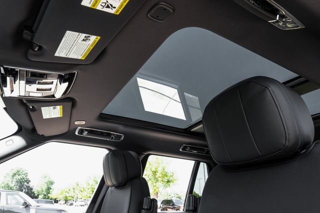 New 2026 Land Rover Range Rover SE AWD/4WD image 5