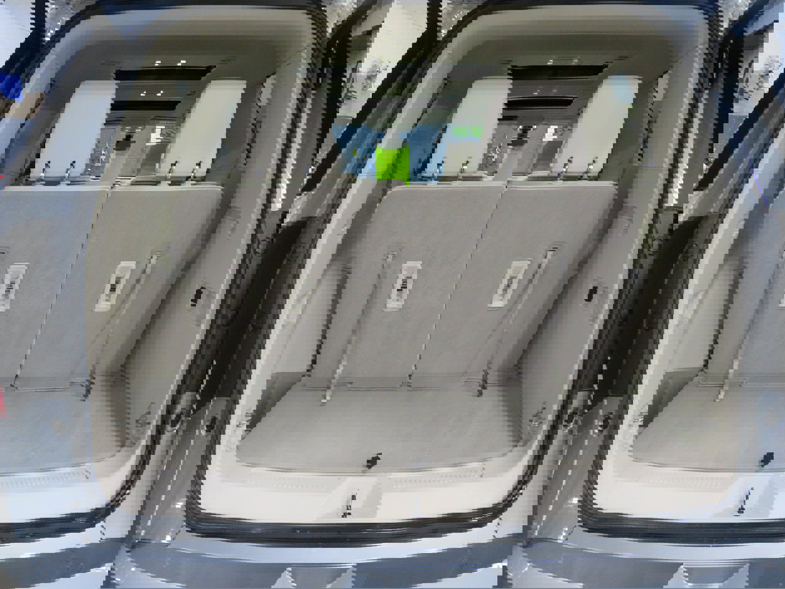 Used 2023 GMC Acadia Denali w/ Denali Ultimate Package image 8