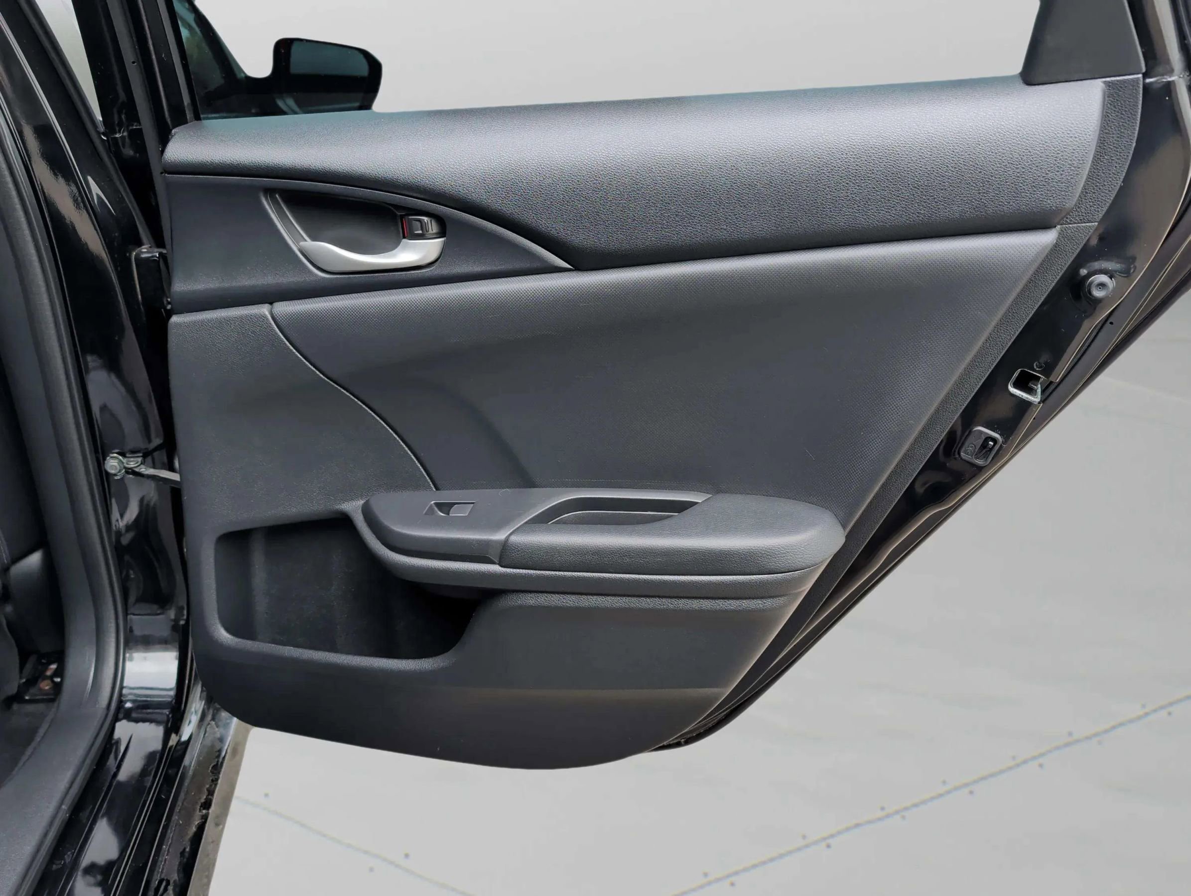 Used 2019 Honda Civic Sport image 25