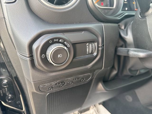 Used 2024 Jeep Wrangler Sahara w/ Technology Group image 20