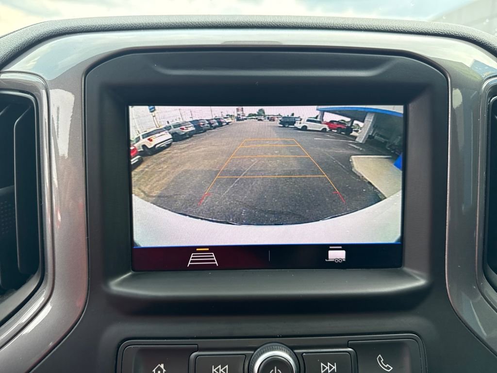 Used 2021 Chevrolet Silverado 1500 Custom image 25