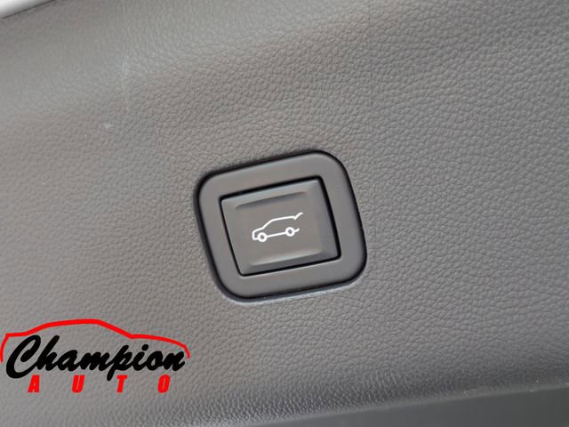 Used 2021 Buick Enclave Essence w/ Sound and Sites Package image 17