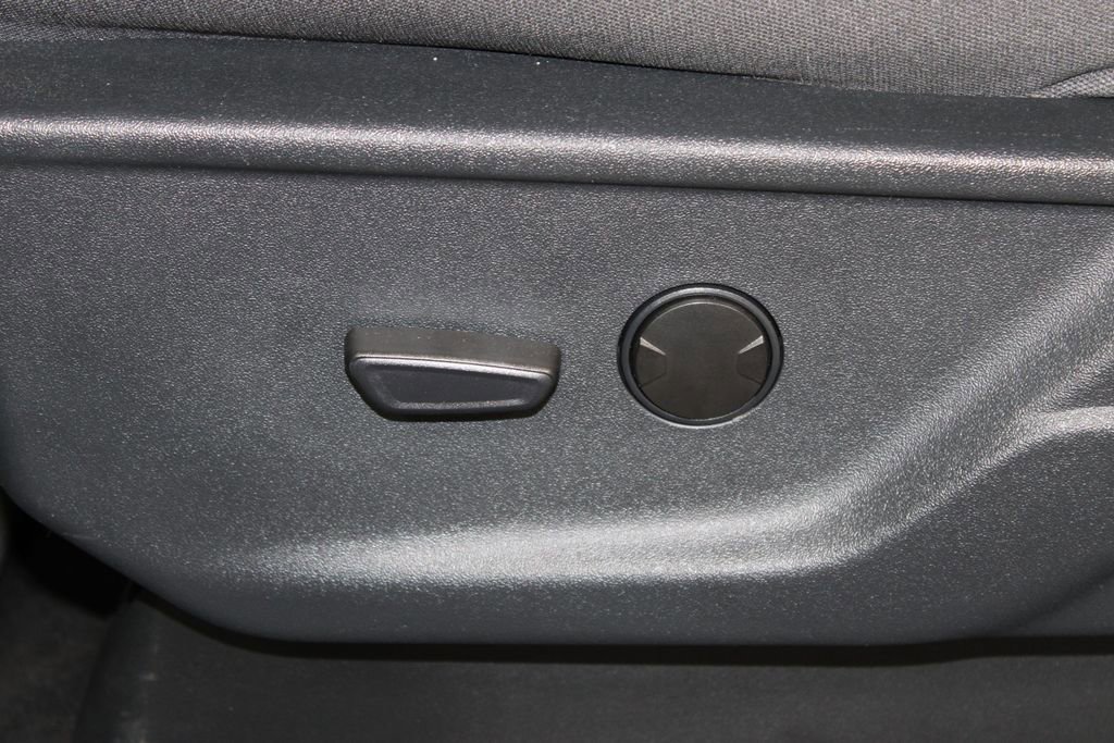 Used 2025 Ford F150 XLT w/ Equipment Group 301A Standard image 21