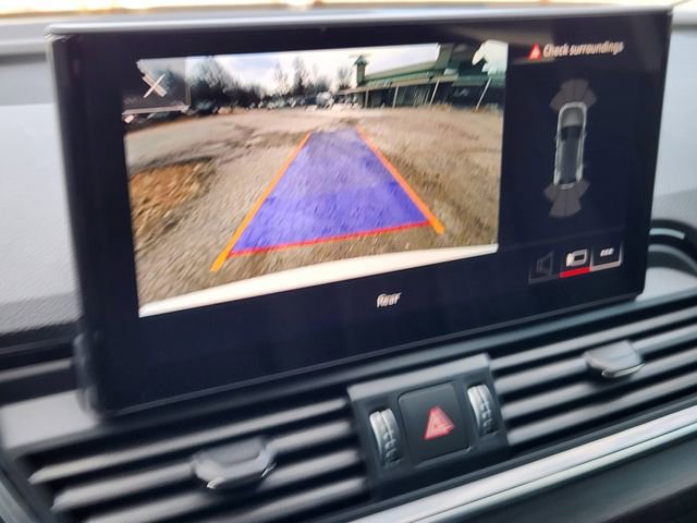 Used 2023 Audi Q5 2.0T Premium w/ Convenience Package image 15