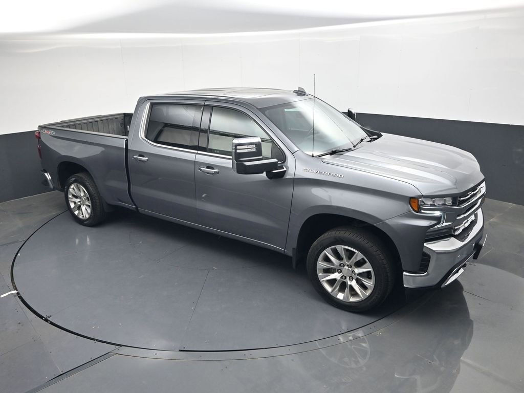 Used 2021 Chevrolet Silverado 1500 LTZ w/ LTZ Premium Package AWD/4WD image 17