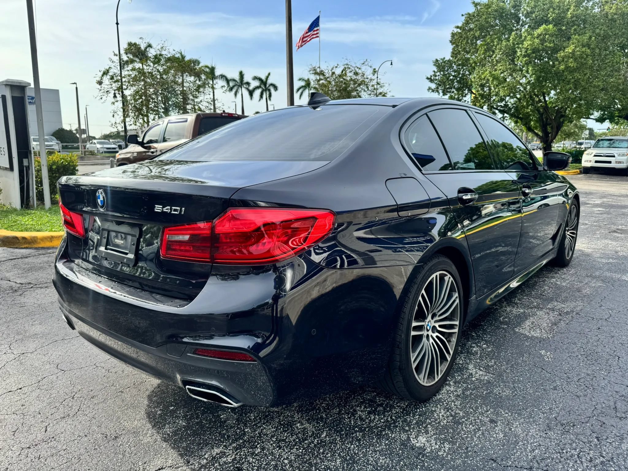 Used 2018 BMW 540i RWD image 5