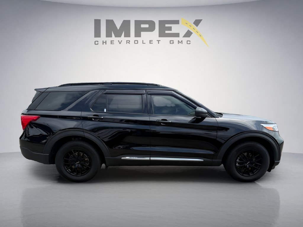 Used 2021 Ford Explorer XLT w/ Equipment Group 202A AWD/4WD image 6