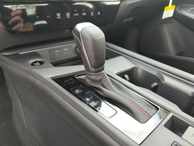 New 2026 Nissan Sentra SR w/ Floor Mat Package FWD image 34