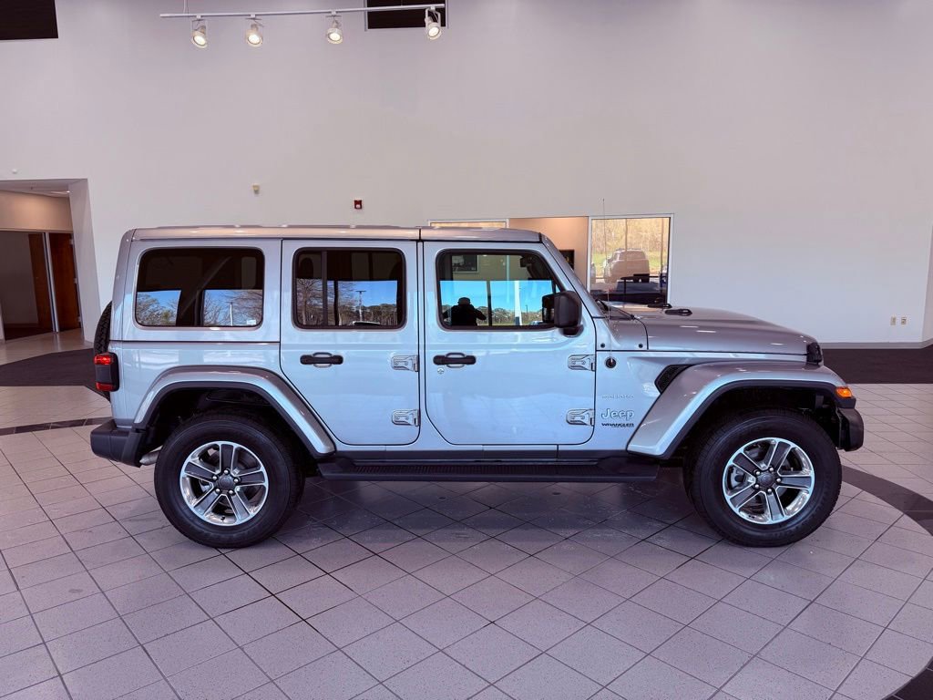 Used 2020 Jeep Wrangler Unlimited Sahara image 15
