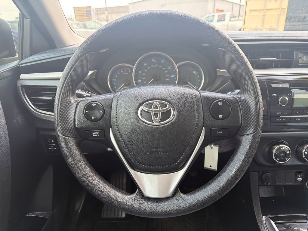 Used 2015 Toyota Corolla L FWD image 14