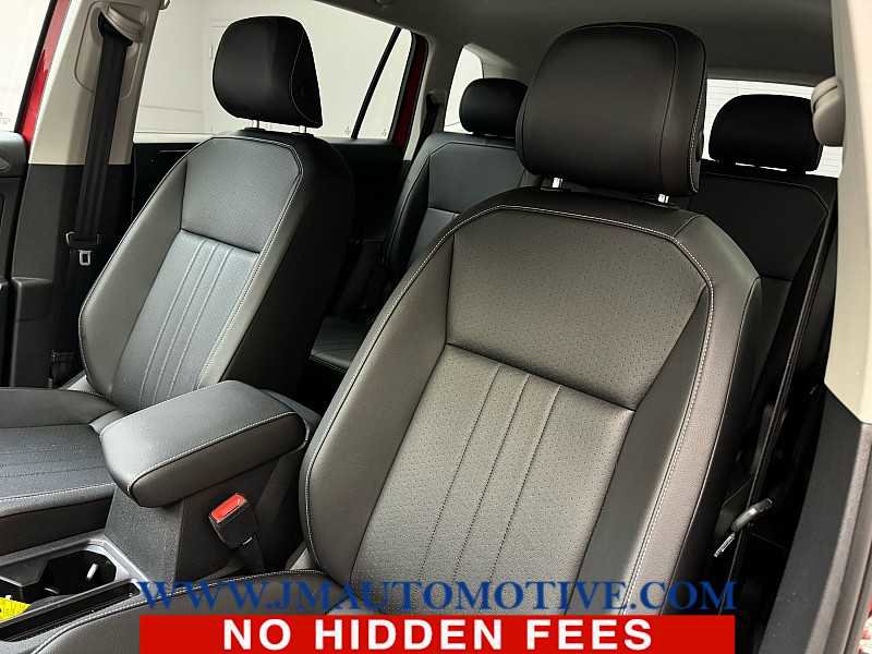 Used 2022 Volkswagen Tiguan SE image 13