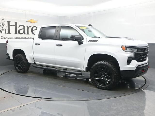 Used 2023 Chevrolet Silverado 1500 LT Trail Boss w/ Protection Package AWD/4WD image 6
