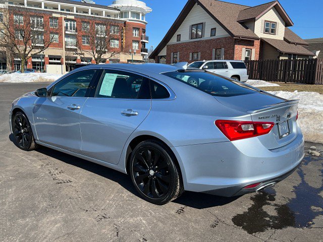 Used 2017 Chevrolet Malibu Premier w/ Premier Sun and Wheel Package image 5