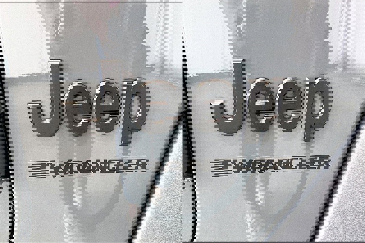Used 2024 Jeep Wrangler Sport S image 31