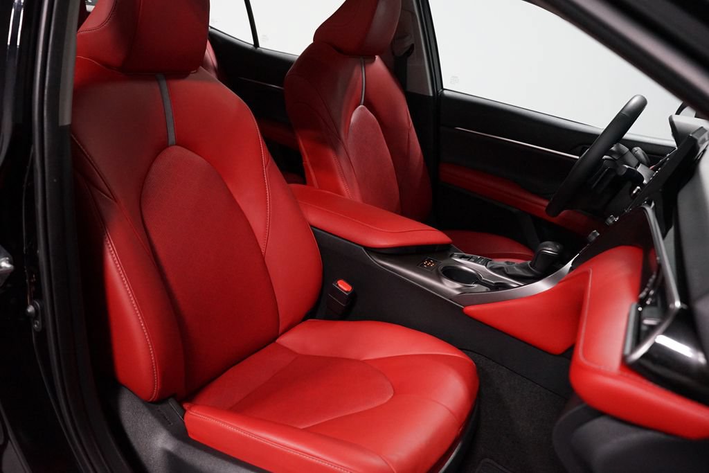 Certified 2022 Toyota Camry XSE FWD image 29