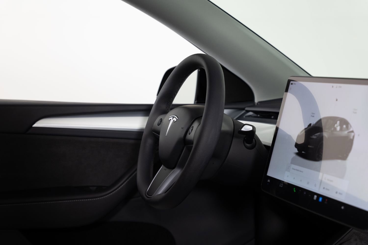 Used 2024 Tesla Model Y Performance AWD/4WD image 24