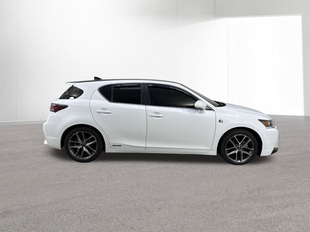 Used 2016 Lexus CT 200h w/ Navigation Package FWD image 36