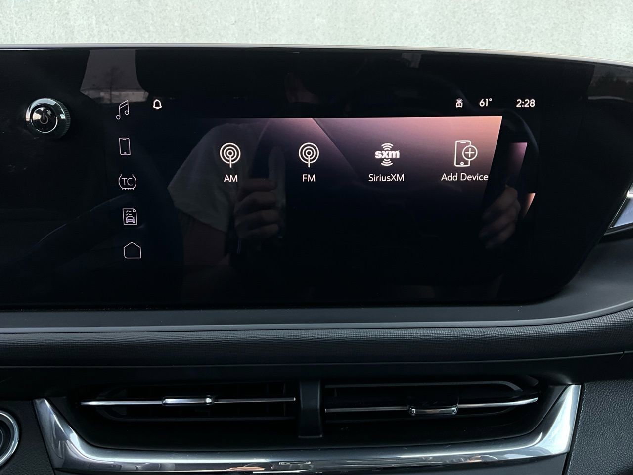 Used 2025 Buick Envista Preferred image 30