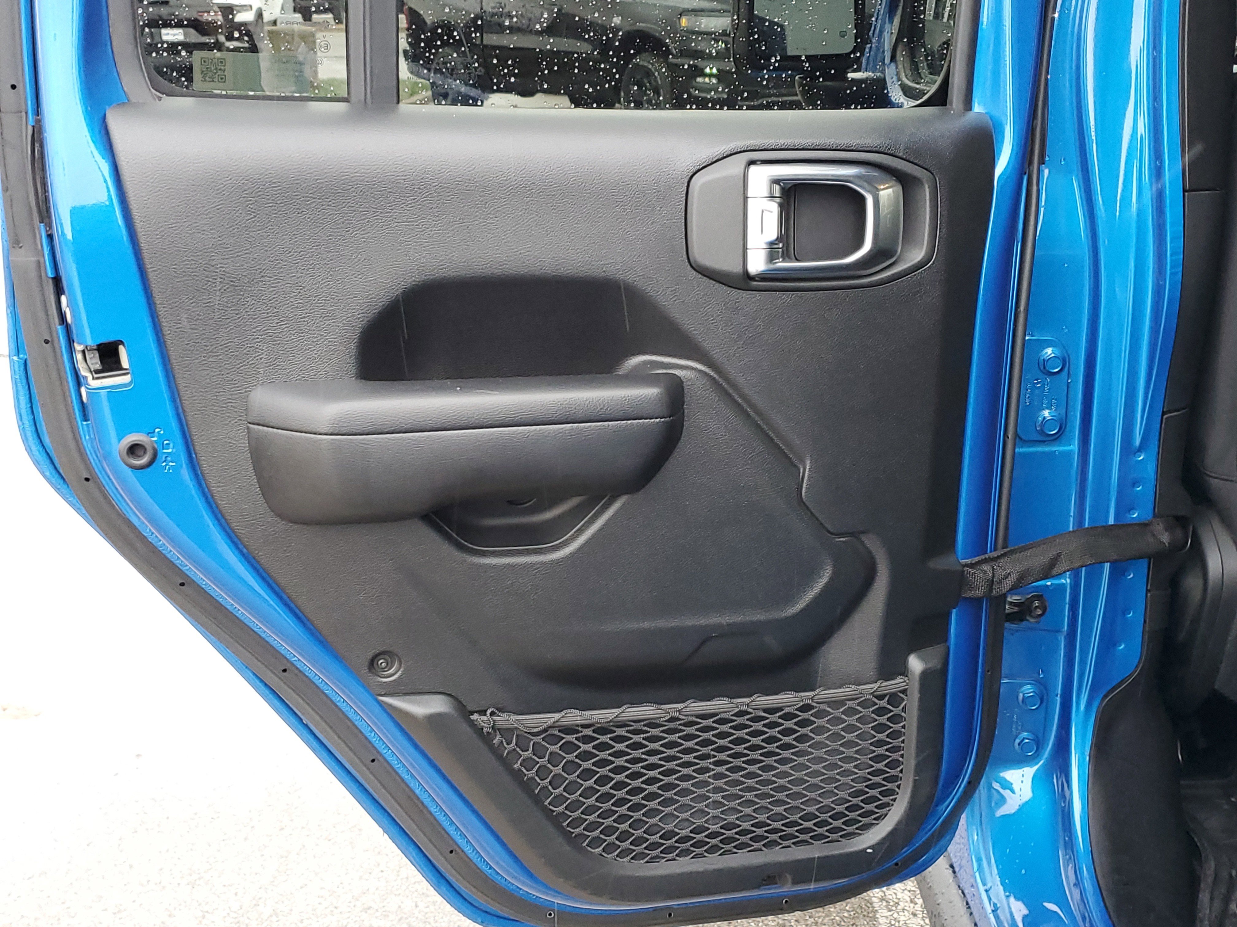 Used 2021 Jeep Wrangler Unlimited Rubicon w/ LED Lighting Group image 8