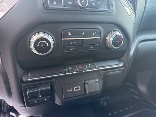 Used 2022 GMC Sierra 2500 Pro w/ Convenience Package image 17