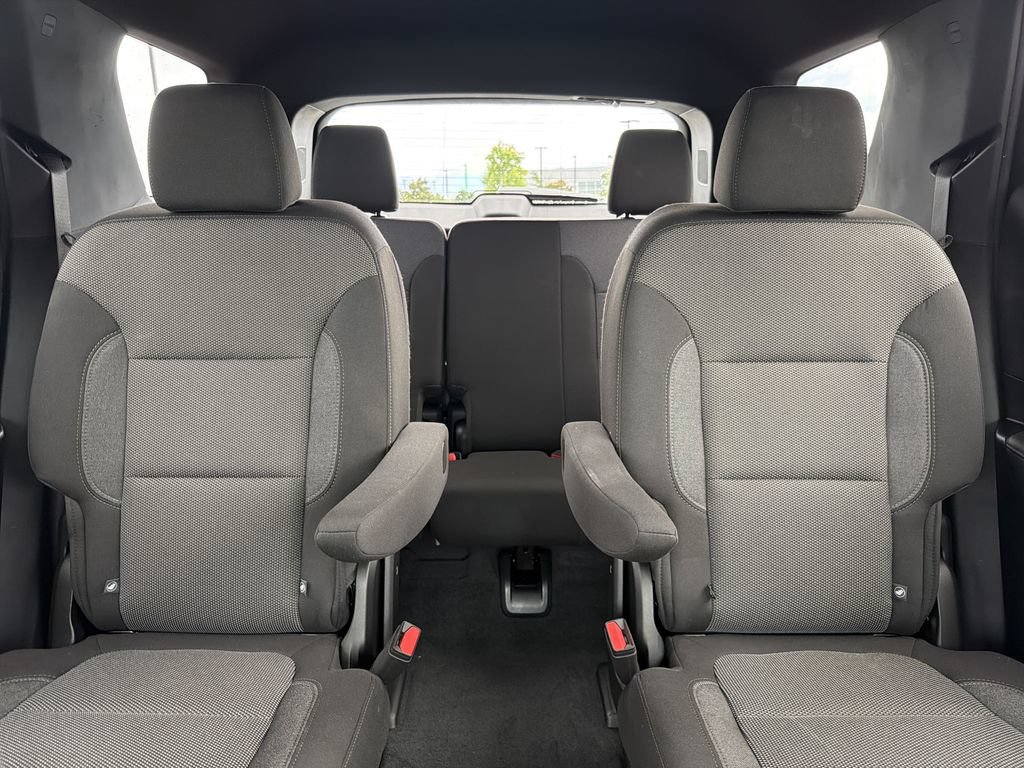 Used 2023 Chevrolet Traverse LT AWD/4WD image 31