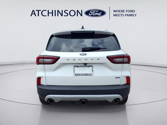 Certified 2025 Ford Escape SE w/ Class II Trailer Tow Package FWD image 6