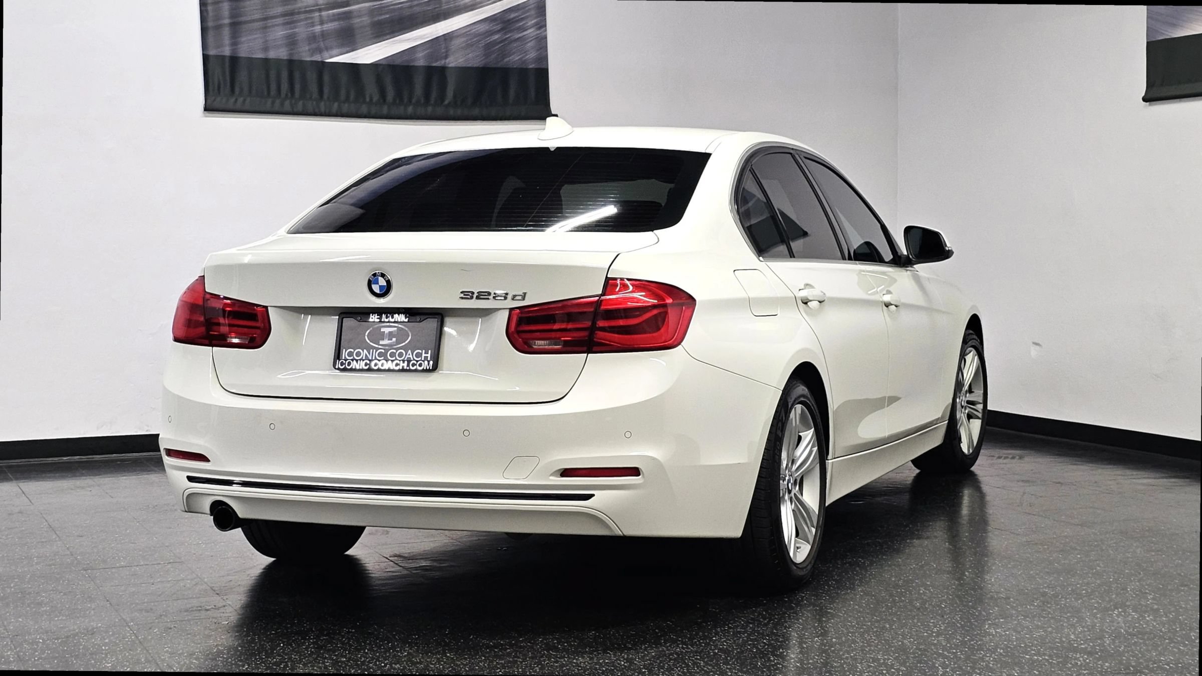 Used 2018 BMW 328d Sedan RWD image 36