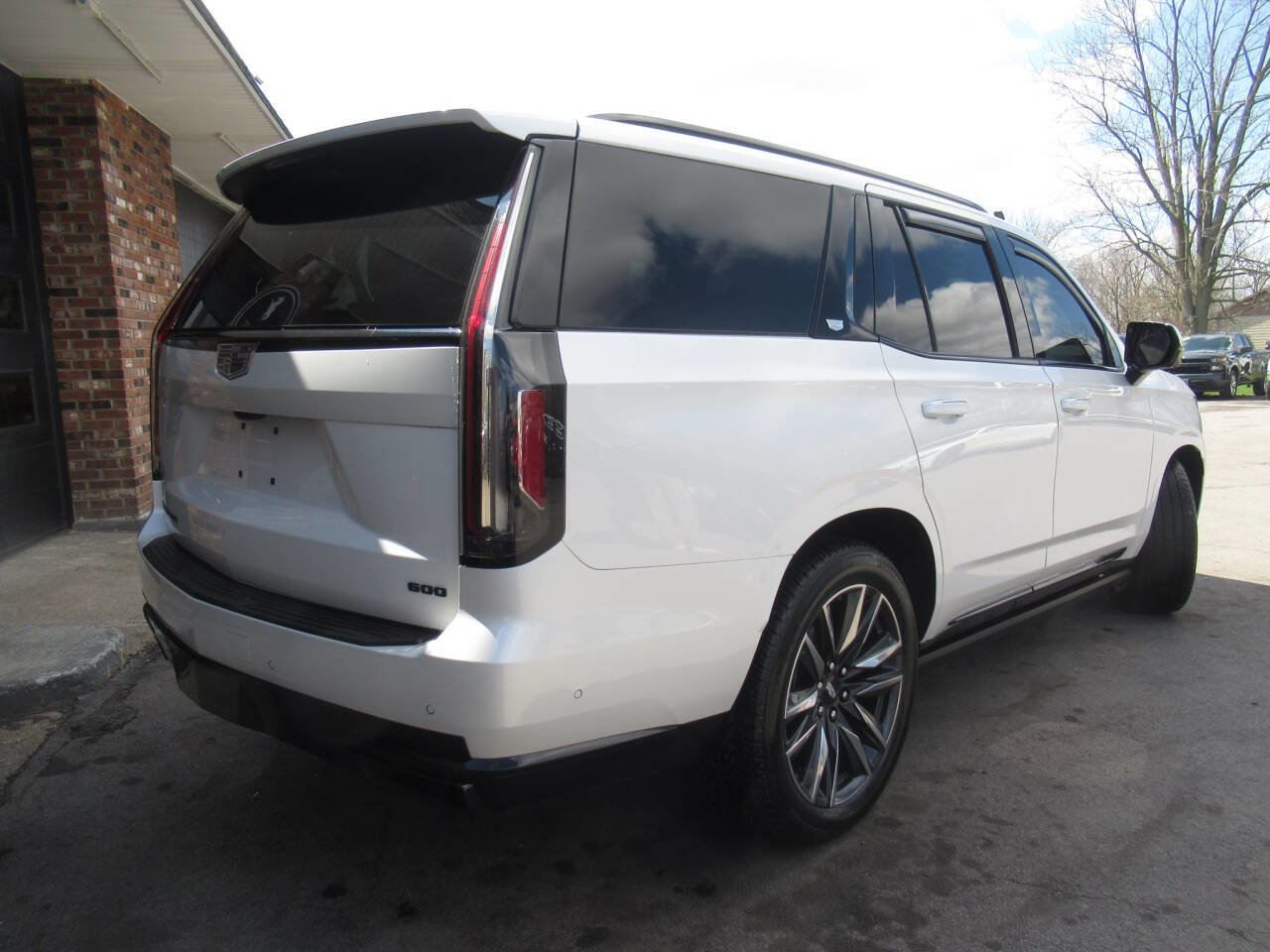 Used 2024 Cadillac Escalade Sport Platinum w/ LPO, Floor Liner Package image 18