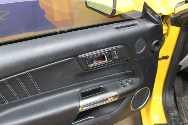 Used 2015 Ford Mustang Premium RWD image 11
